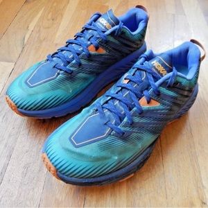 Used Hoka one one speedgoat4 running shoes